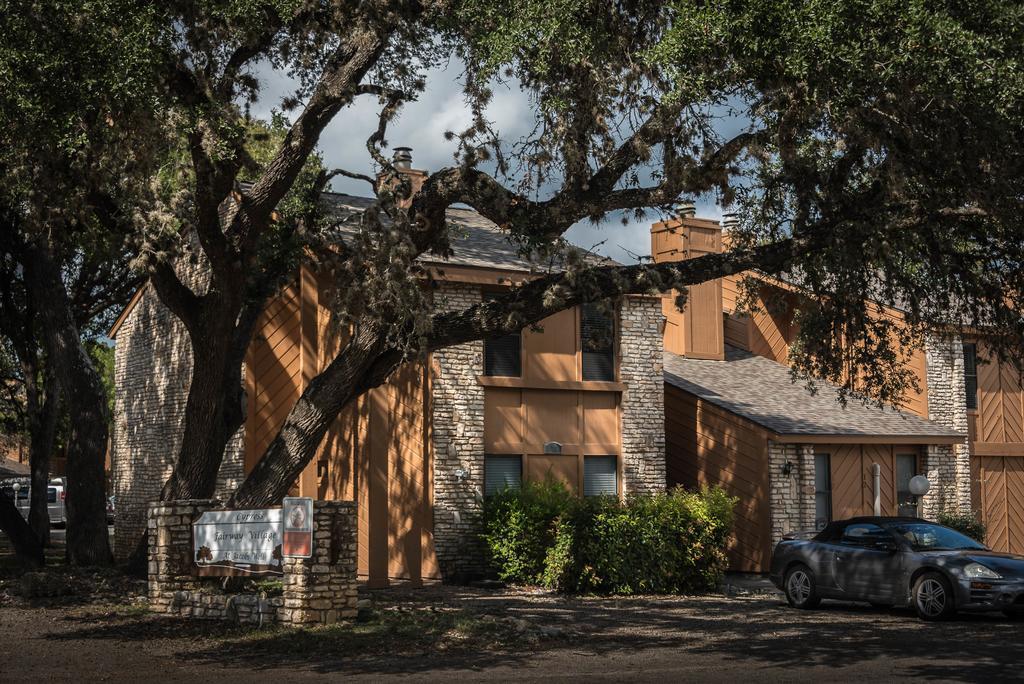 Cypress Fairway Village Wimberley Exterior photo