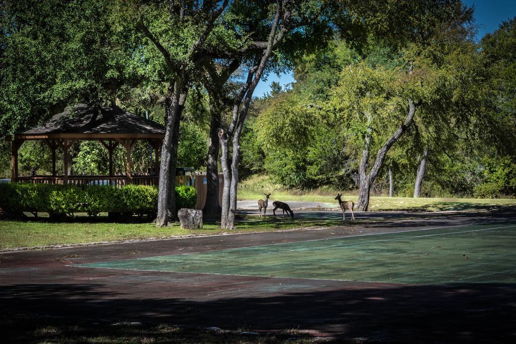 Cypress Fairway Village Wimberley Exterior photo
